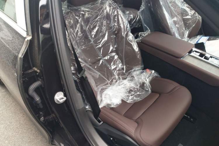 Used Volvo S90 2026 B5 Zhiyi Luxury Edition
