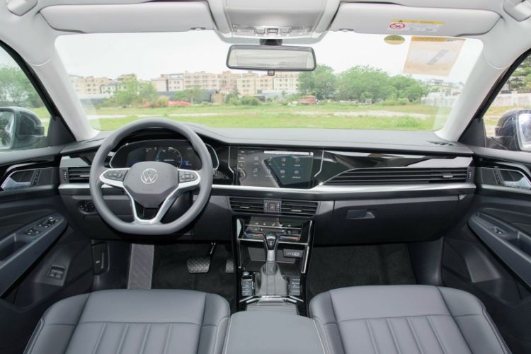 Used Volkswagen Passat New Energy 2025 430 PHEV Hybrid Business Edition
