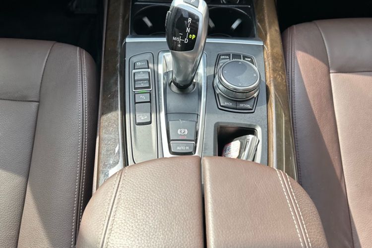 Used BMW X5 2017 xDrive28i
