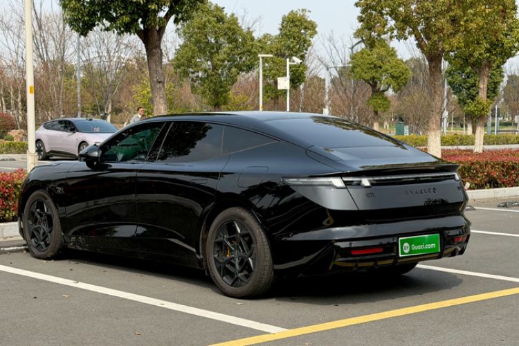 Used Lynk & Co 10 EM-P 2025 Model 120 Four-Wheel Drive Ultra Exterior 5