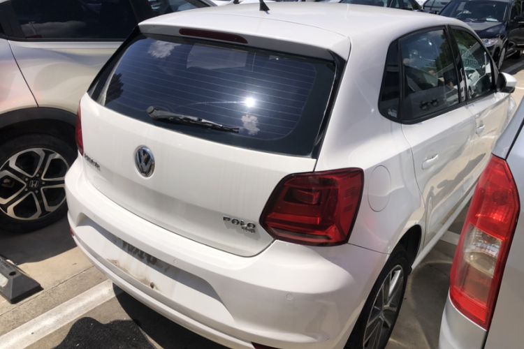 Used Volkswagen Polo 2016 1.6L Automatic Comfort Model