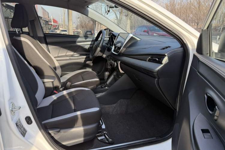 Used Toyota YARiS L Zhi Xuan 2021 X-Trail 1.5L CVT Leading Edition