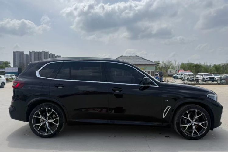 Used BMW X5 2022 Restyled xDrive 40Li M Sport Package