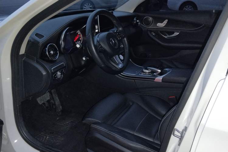 Used Mercedes-Benz C-Class 2018 C 180 L Fashion Edition Sport Version
