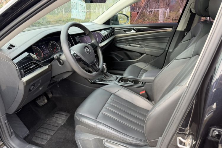 Used Volkswagen Passat 2019 280TSI Business Edition China VI Interior 2