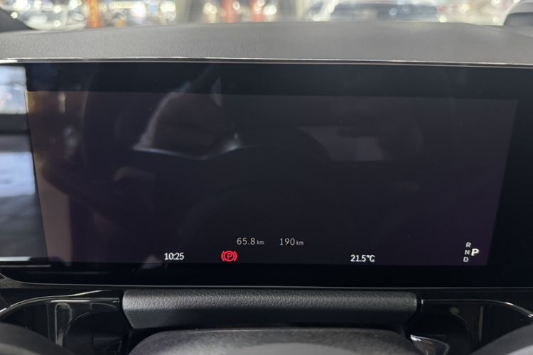 Used Mercedes-Benz GLA 2024 GLA 220 4MATIC
