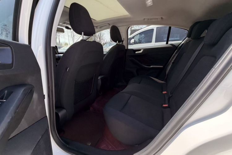 Used Ford Focus 2020 Hatchback 1.5L Automatic Sharp Edition Interior 3