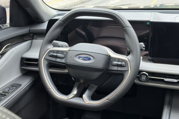 Used Ford Edge 2024 Ford Explorer L 2.0T EcoBoost Four-Wheel Drive 7-Seater Fashion Edition
