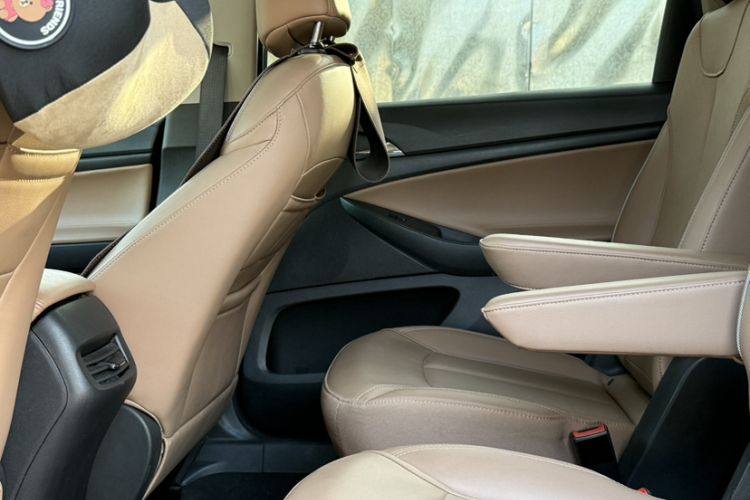 Used Buick GL6 2021 323T Mild Hybrid Connect Prestige Model
