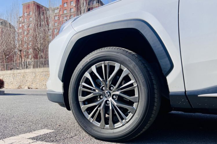 Used Toyota Wildlander 2023 2.0L CVT Four-Wheel Drive Luxury PLUS Edition
