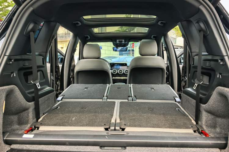 Used Mercedes-Benz EQB 2023-Year Restyled EQB 350 4MATIC Headliner