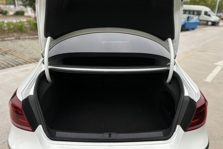 Used Volkswagen FAW-Volkswagen CC 2016 1.8TSI Luxury Model
