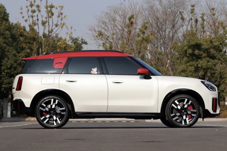 Used MINI JCM COUNTRYMAN 2024 2.0T JOHN COOPER WORKS