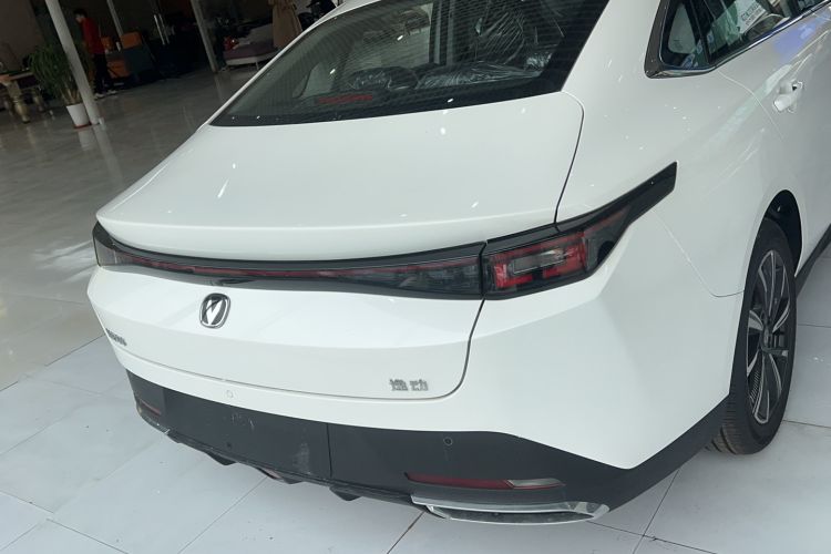 Used CHANGAN Eado 2026 Model, Fourth Generation, 1.5T 500Bar Dynamic Enjoyment Edition
