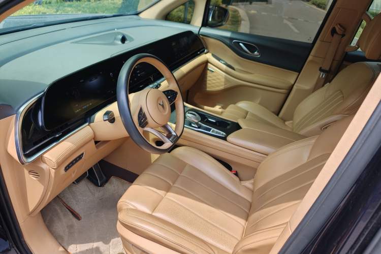 Used VOYAH Dream 2022 Low-Carbon Edition Plus Intelligent Driving Package Interior 2