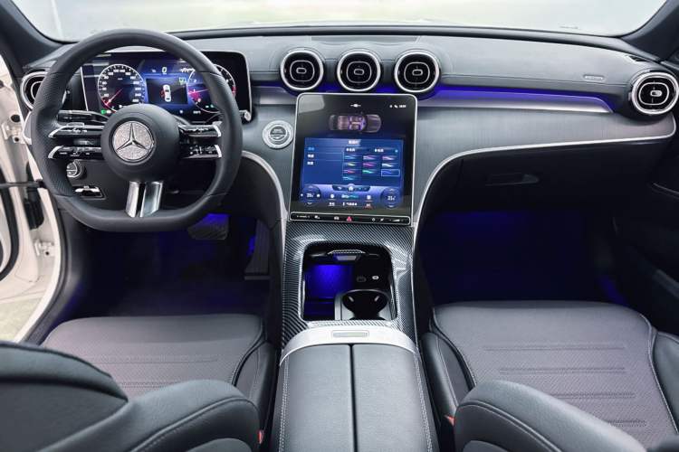 Used Mercedes-Benz C-Class 2022 Restyled C 200 L Sport Edition Interior 1