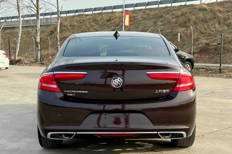 Used Buick LaCrosse 2018 28T Luxury Model