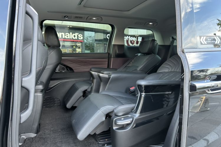 Used GAC Trumpchi M8 2024 Master Series 400T Prestige Edition