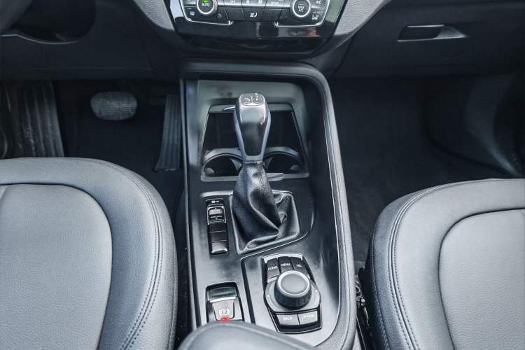 Used BMW X1 2016 sDrive18Li Fashion Model Gear Lever