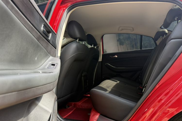 Used Chery Arrizo 5 2021 PRO 1.5L Manual Youth Edition Interior 2