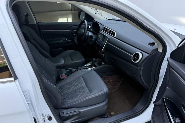 Used Mitsubishi ASX 2020 2.0L CVT Smart Edition
