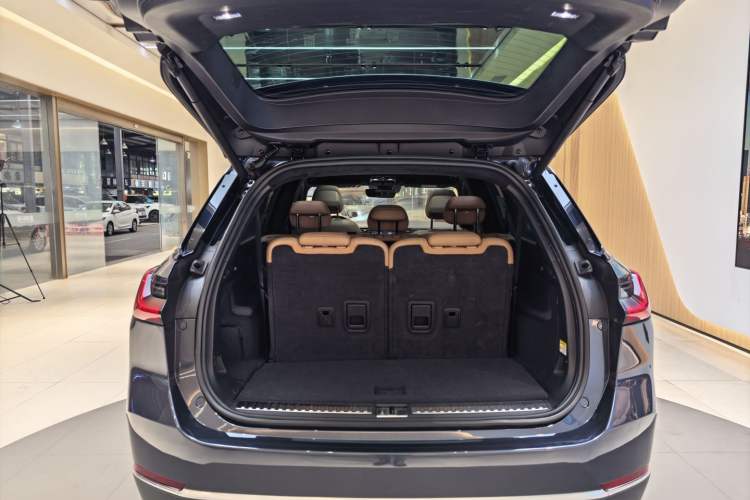 Used Nio ES8 2020 415 KM Signature Edition 7-Seater Version
