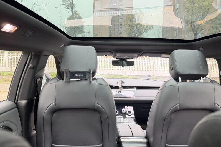 Used Land Rover Range Rover Evoque 2020 249 PS R-DYNAMIC SE Sport Technology Edition