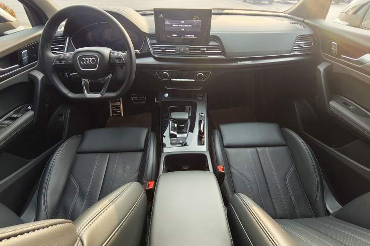 Used Audi Q5L 2024 40 TFSI Luxury Dynamic Edition
