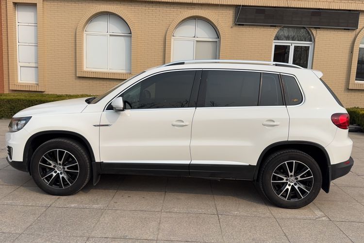 Used Volkswagen Tiguan L 2016 330TSI Automatic All-Wheel Drive Luxury Edition
