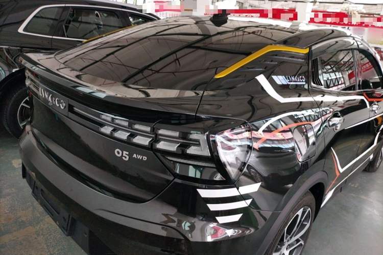 Used Lynk & Co 05 2022 2.0TD Four-Wheel Drive Dynamic Halo