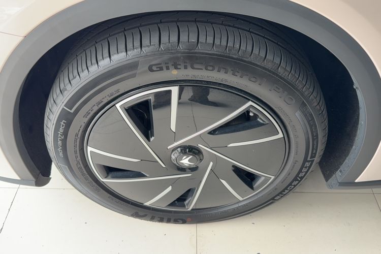 Used ARCFOX Alpha S5 2024 560PRO 185kW