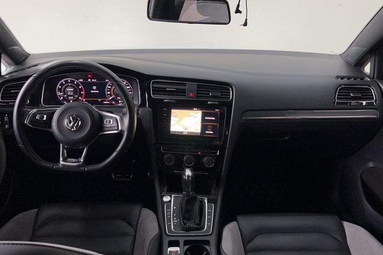 Used Volkswagen Golf 2020 280TSI DSG R-Line Version