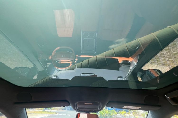 Used XPeng G9 2025 725 with Ultra-Long Range Max
