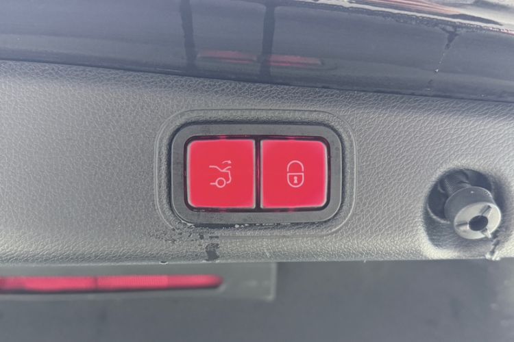 Used Mercedes-Benz E-Class 2022 Revised Version E 300 L Sport Luxury Edition
