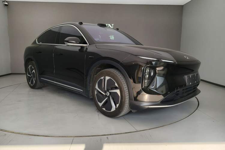 Used Nio EC6 2024 75 kWh Exterior 5