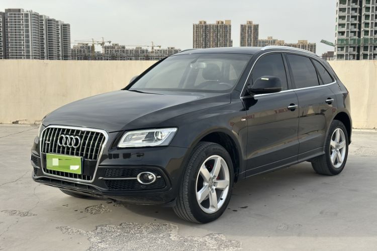 Used Audi Q5 2018 Collector's Edition 40 TFSI Ambition Model