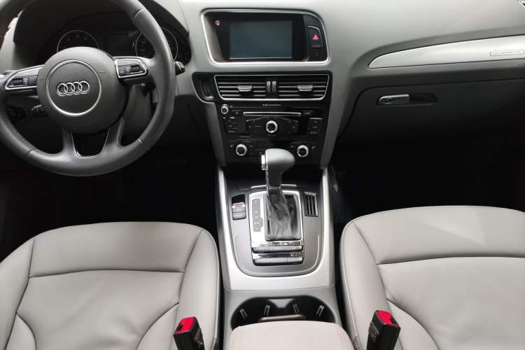 Used Audi Q5 2015 40 TFSI Technology Edition