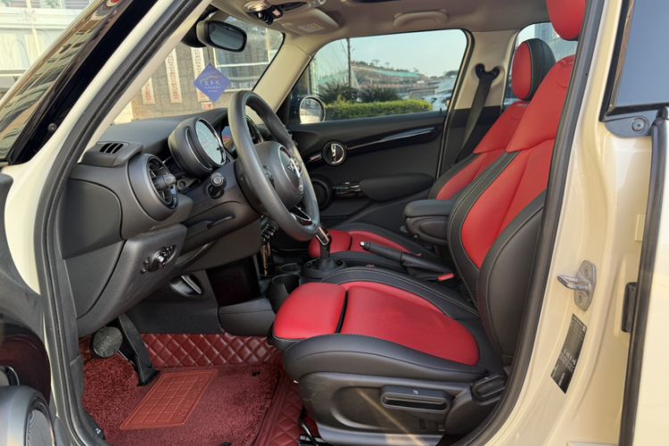 Used MINI 2019 1.5T COOPER Classic Edition Five-Door Version Exterior 1