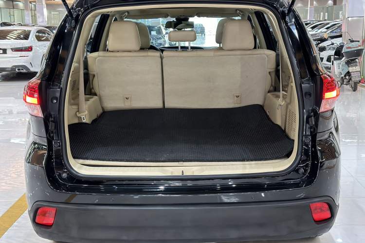 Used Toyota Highlander 2018 2.0T Four-Wheel Drive Luxury Edition 7 Seats China V Emission Standard Exterior 7