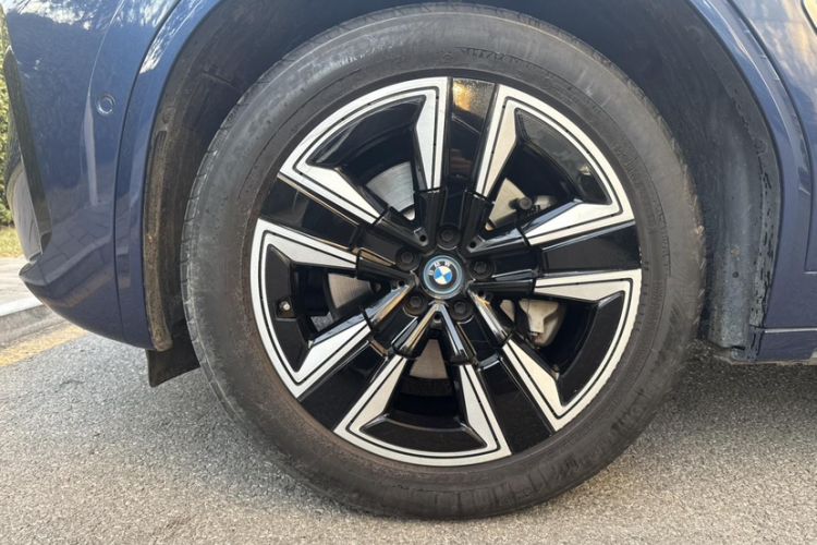 Used BMW iX3 2022 Leading Model
