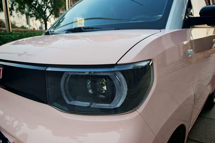 Used Wuling Hongguang MINIEV 2021 Macaron Fashion Model Lithium Iron Phosphate