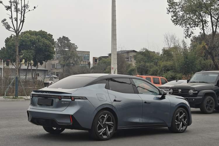 Used Lynk & Co 07 2024 EM-P 126 Long-Range Ultra
