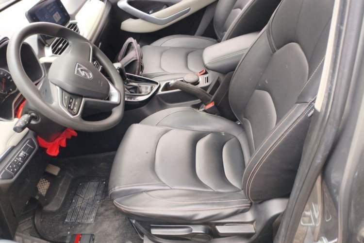 Used Baojun 530 2019 1.5T CVT Luxury Model 7 Seats China V Emission Standard