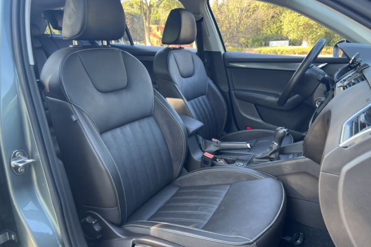 Used Skoda Octavia 2019 TSI280 DSG Flagship Wagon China VI Standard
