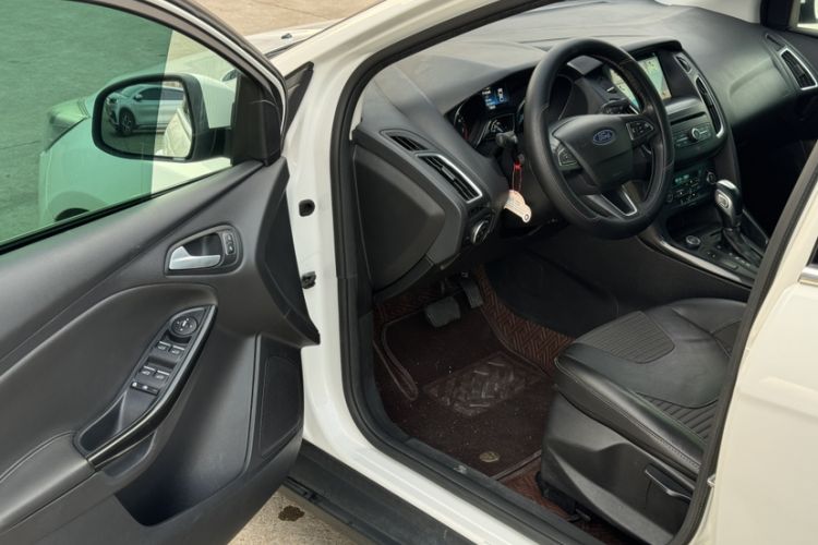 Used Ford Focus 2017 Sedan EcoBoost 180 Automatic Elite Model