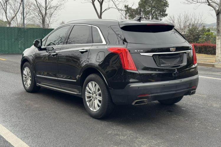 Used Cadillac XT5 2016 25T Luxury Model