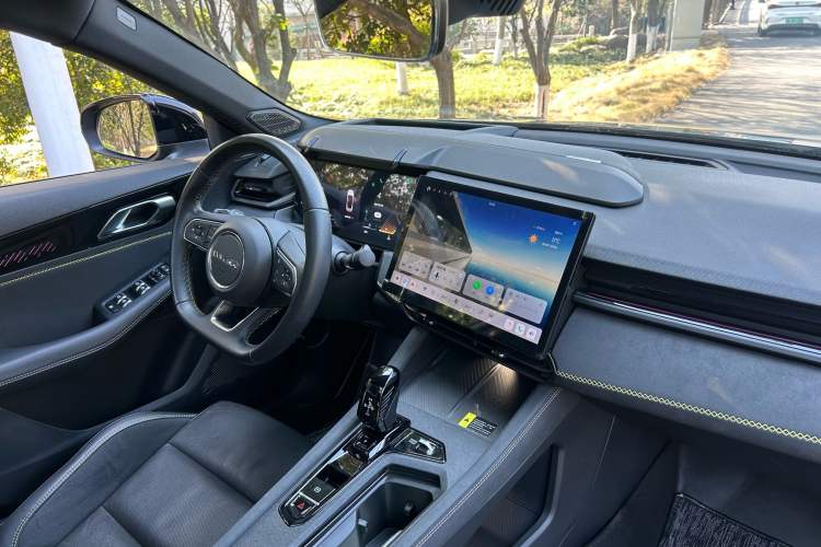 Used Lynk & Co 03 2023 2.0TD DCT H-Power Halo
