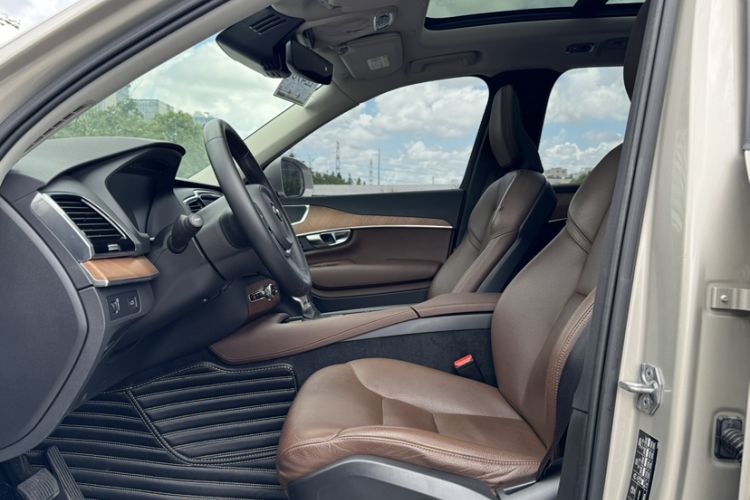 Used Volvo XC90 2019 T6 Zhiyi Edition 7-Seater China V Emission Standard Interior 14