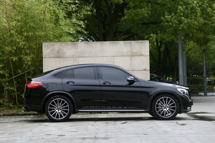 Used Mercedes-Benz GLC Coupe AMG 2017 AMG GLC 43 4MATIC Coupe SUV