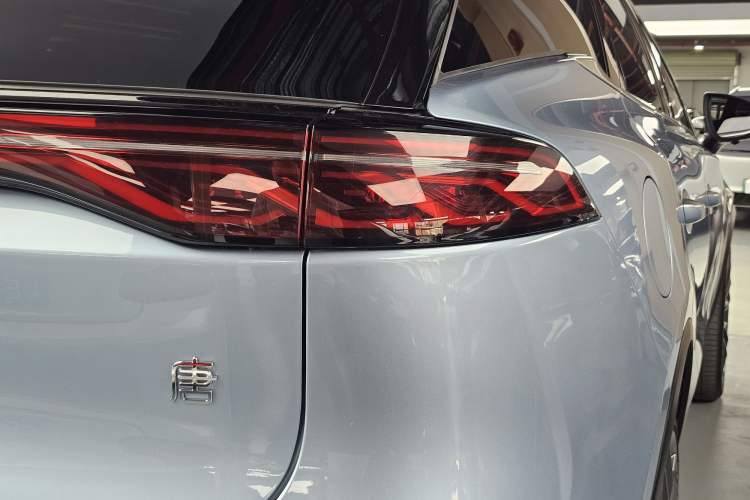 Used BYD Tang New Energy 2024 EV Champion Edition 730KM Deluxe Model